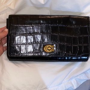 Black Coach clutch! Only used it twice